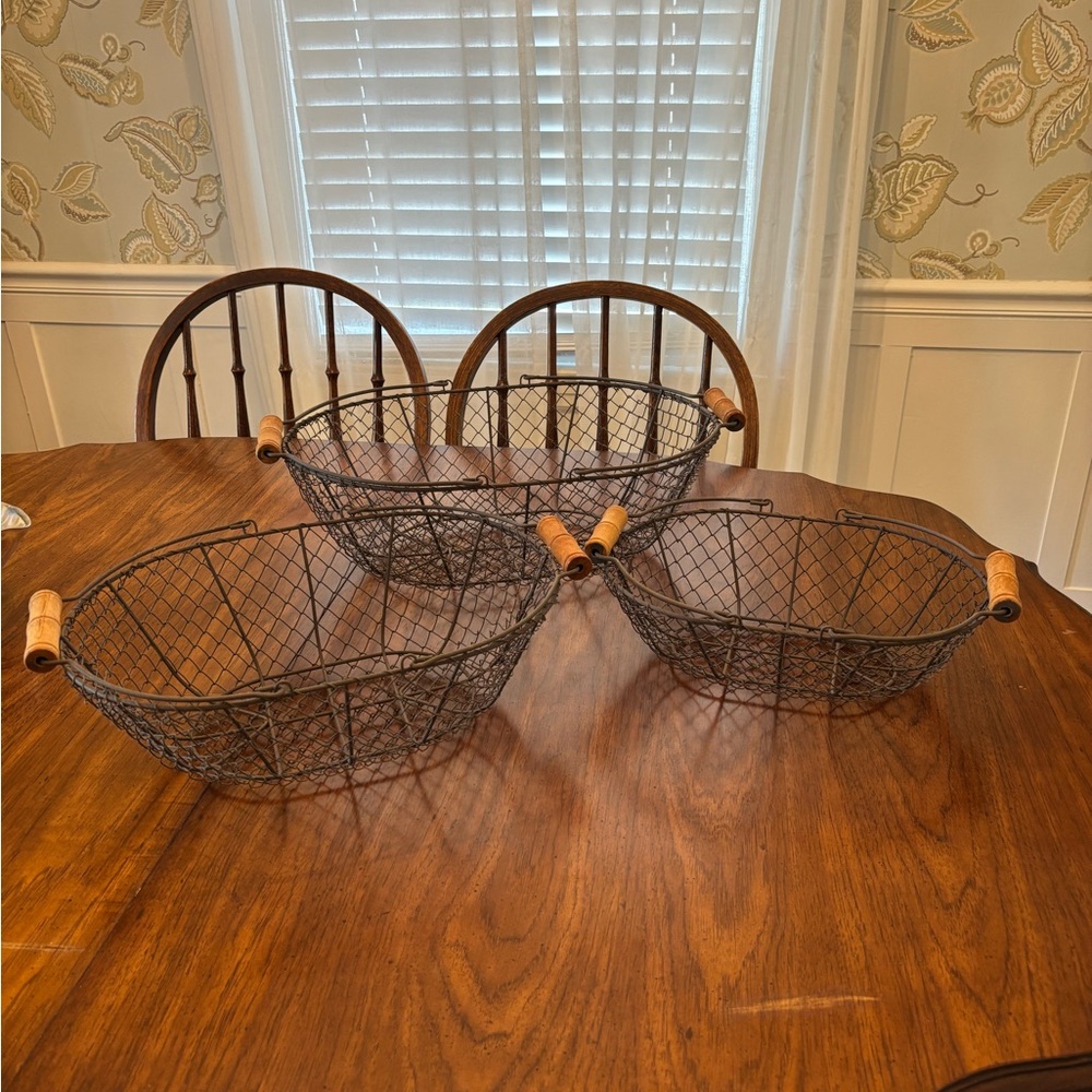 Rustic Wire Farmhouse Basket with Wood Handles - Set of 3